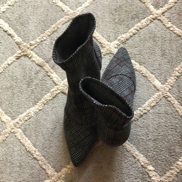 Sock boots - half length. Super comfortable - Picture 1 of 6